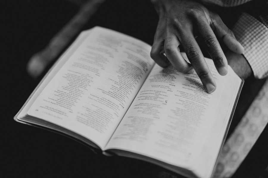 Pourquoi les étiquettes sont importantes dans les Écritures