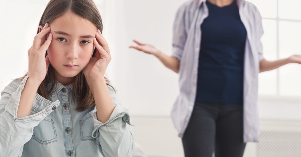 6 raisons pour lesquelles les enfants dans les maisons chrétiennes se rebellent