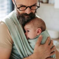 4 choses que les parents chrétiens devraient savoir sur l’attachement parental