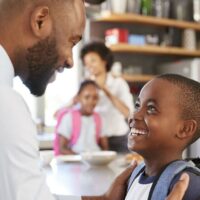 Ce que signifie réellement « Éduquer un enfant dans la voie qu’il doit suivre » dans Proverbes 22 :6